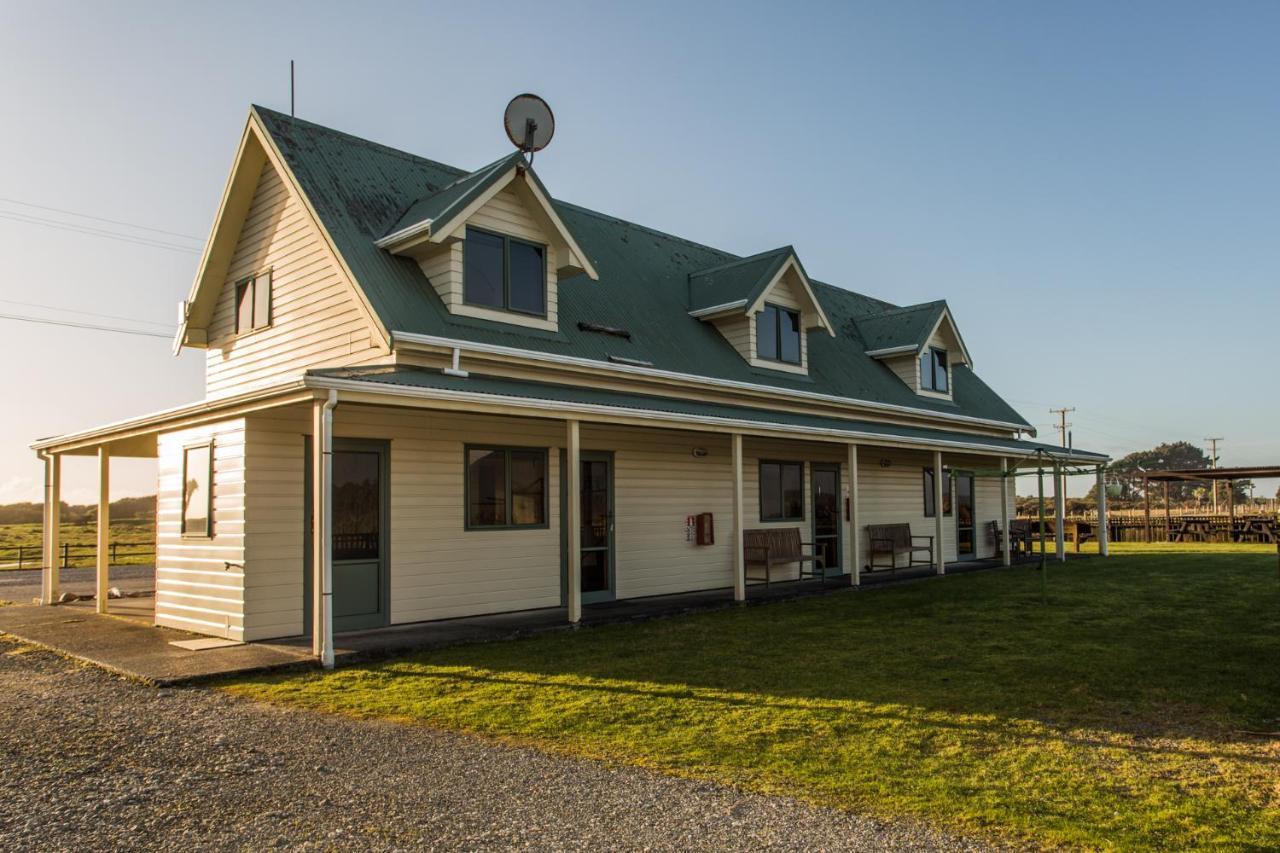 Haast Beach Motel ภายนอก รูปภาพ