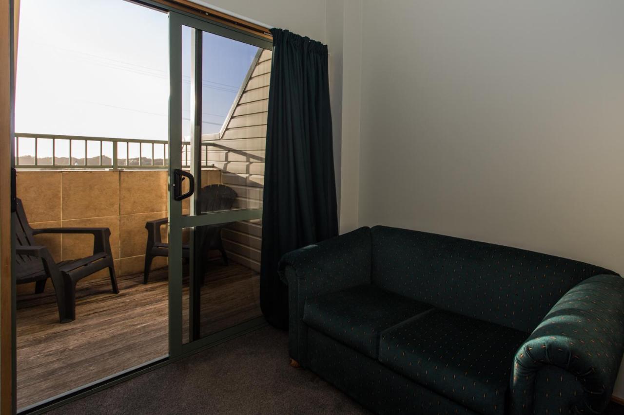 Haast Beach Motel ภายนอก รูปภาพ
